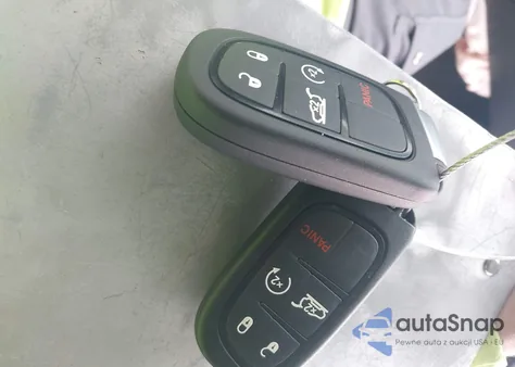 2023 Jeep Cherokee Altitude Lux 4X4 из США, поврежденный, VIN 1C4PJMMB5PD102542